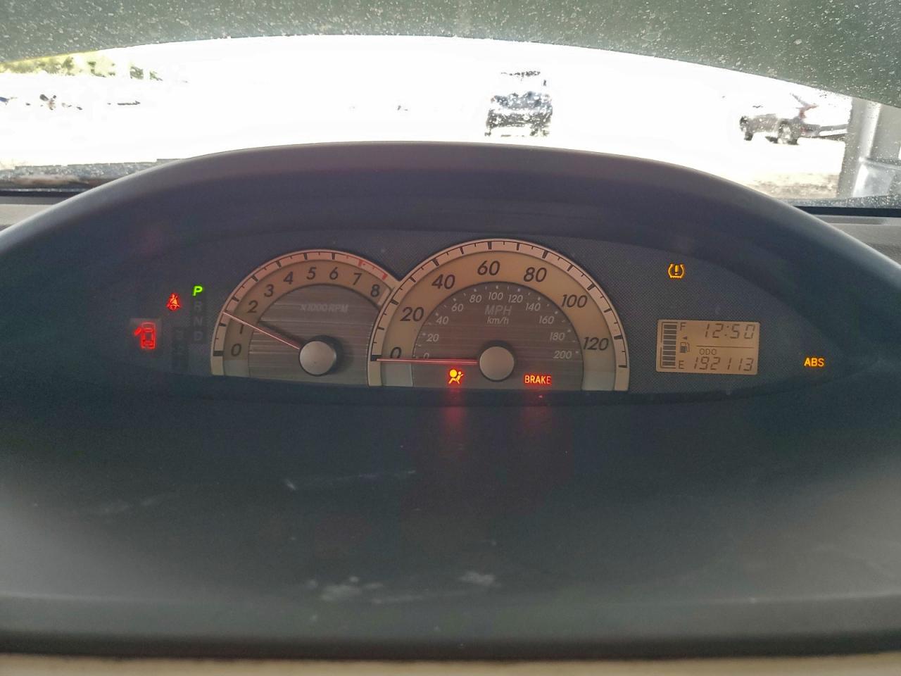 2008 TOYOTA YARIS photo 9