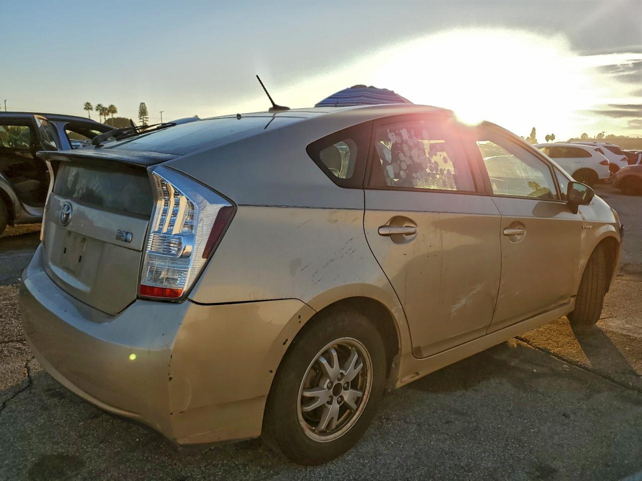 2010 TOYOTA PRIUS photo 3