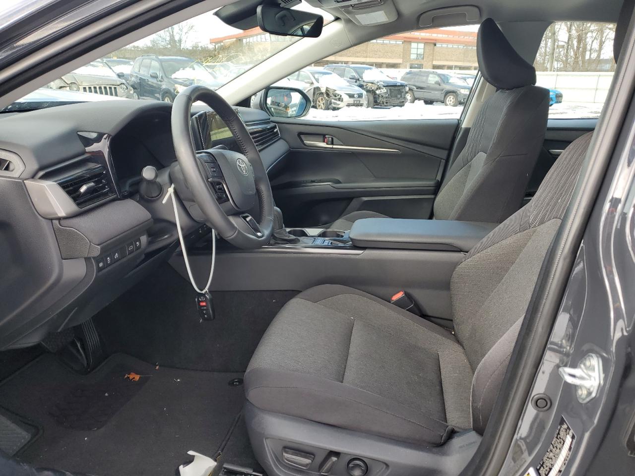2025 TOYOTA CAMRY LE photo 7