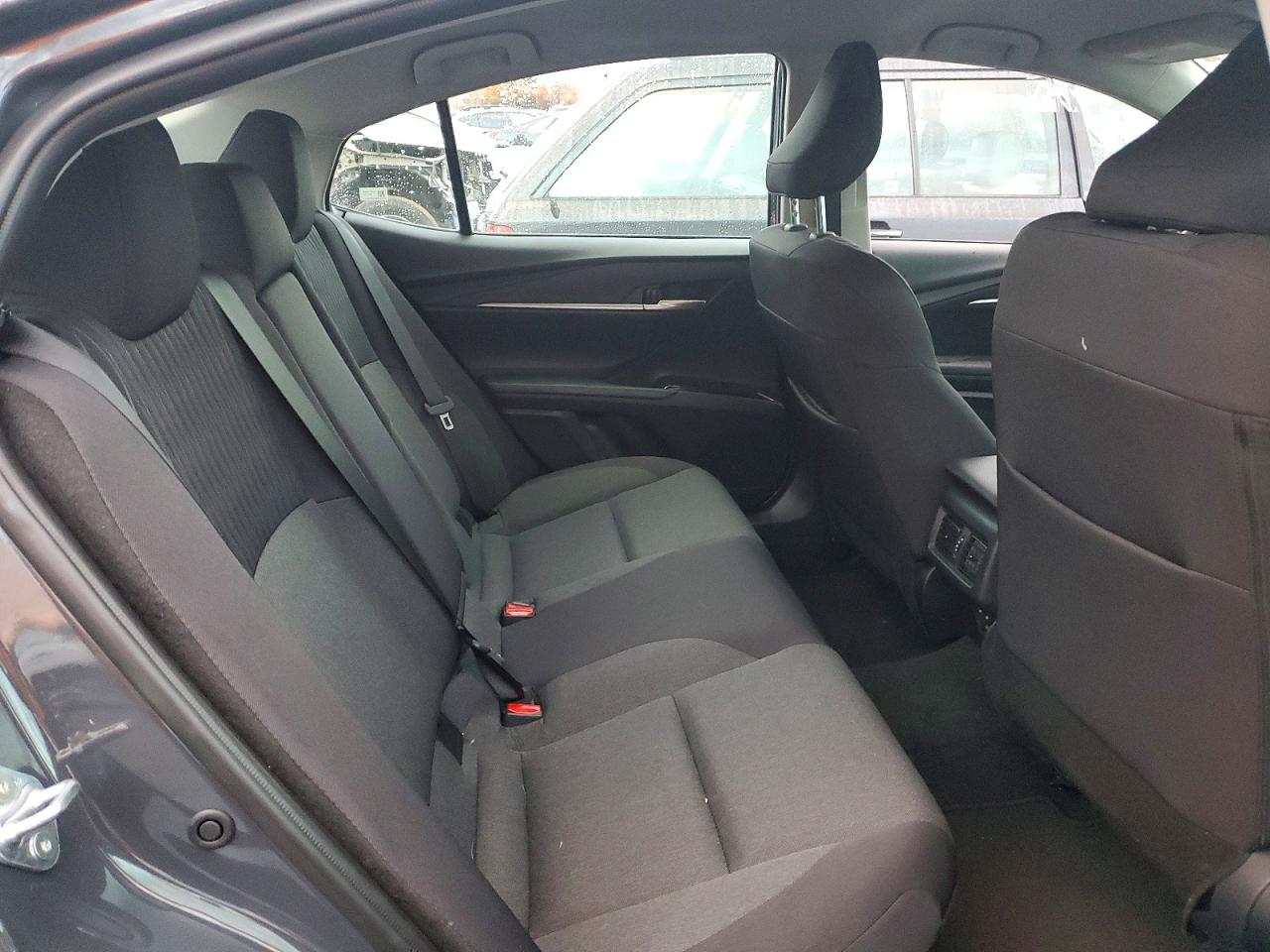 2025 TOYOTA CAMRY LE photo 10