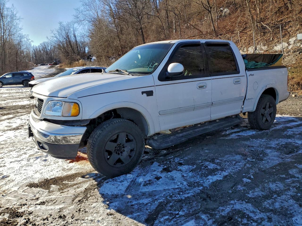 2001 FORD F150 SUPERCREW — FRONT END damage — photo 1