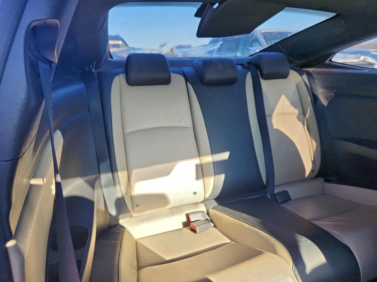 2016 HONDA CIVIC EXL photo 10