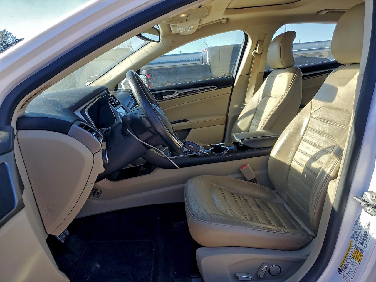 2016 FORD FUSION SE photo 7