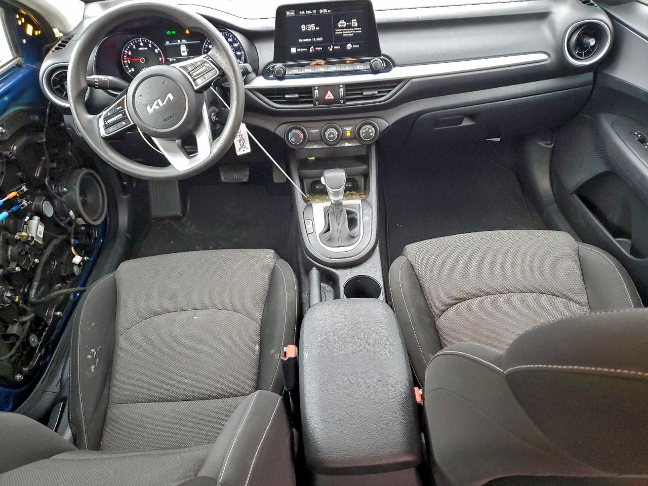 2023 KIA FORTE LX photo 8