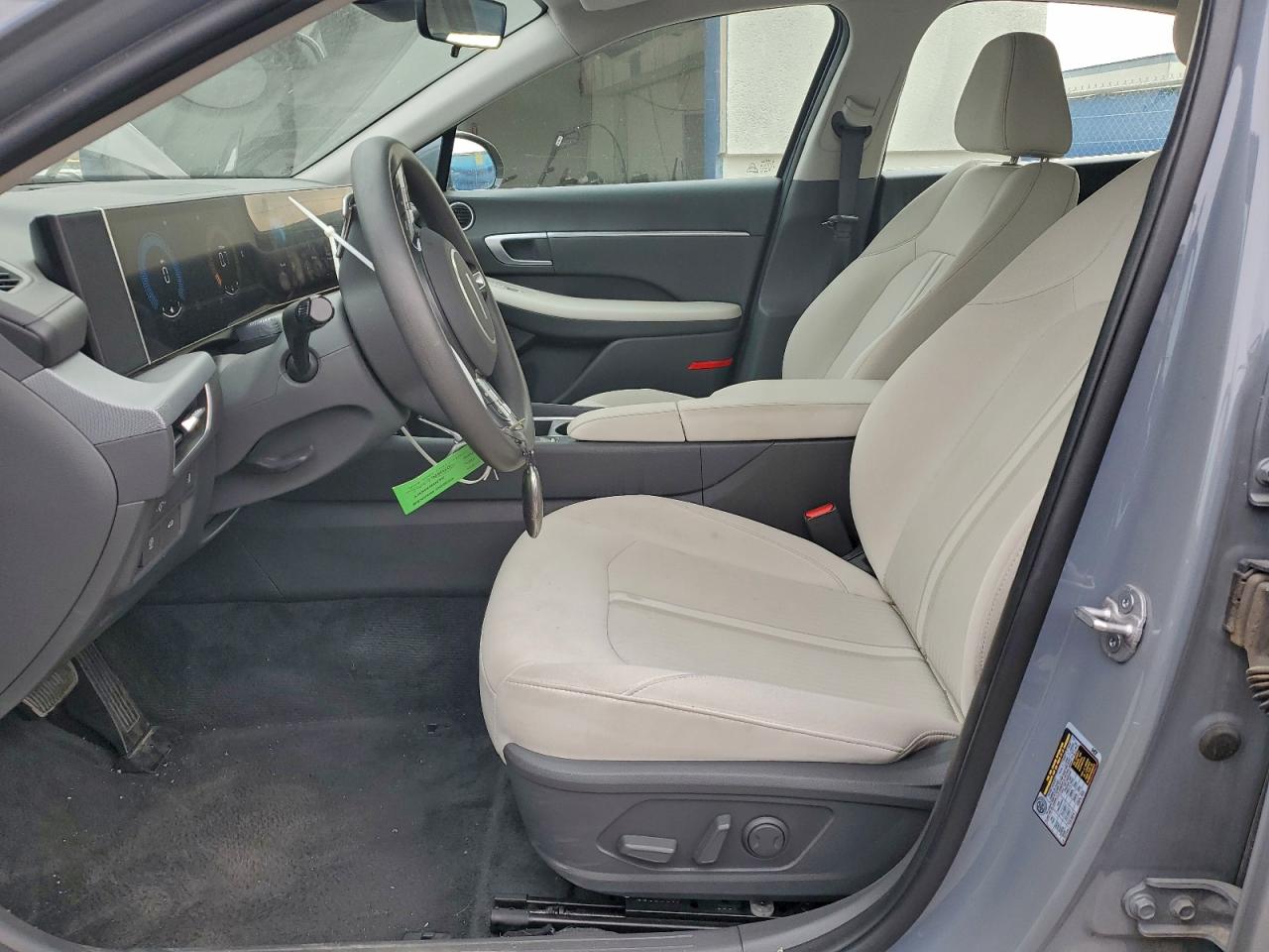 2025 HYUNDAI SONATA SEL photo 7