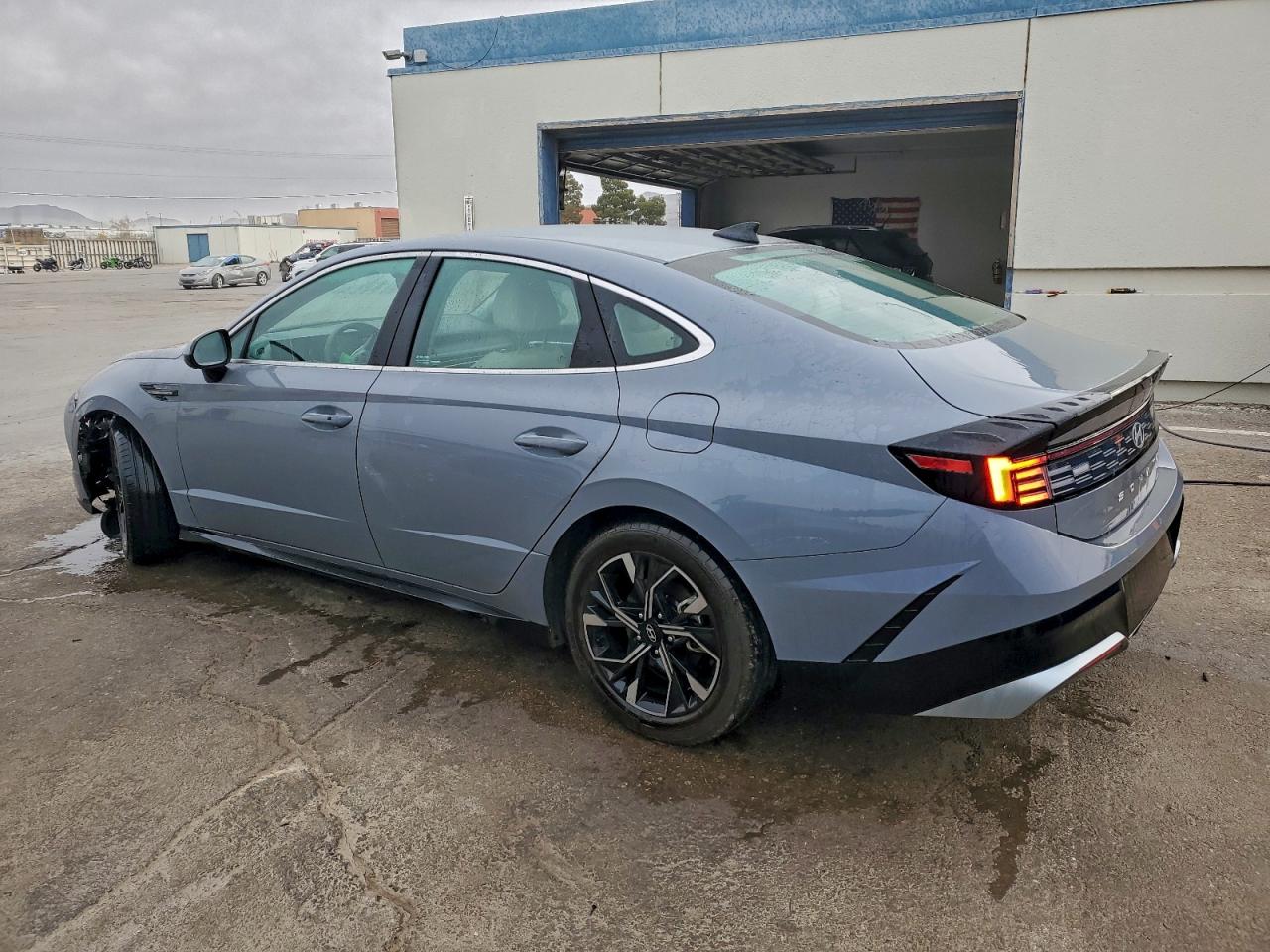 2025 HYUNDAI SONATA SEL photo 2