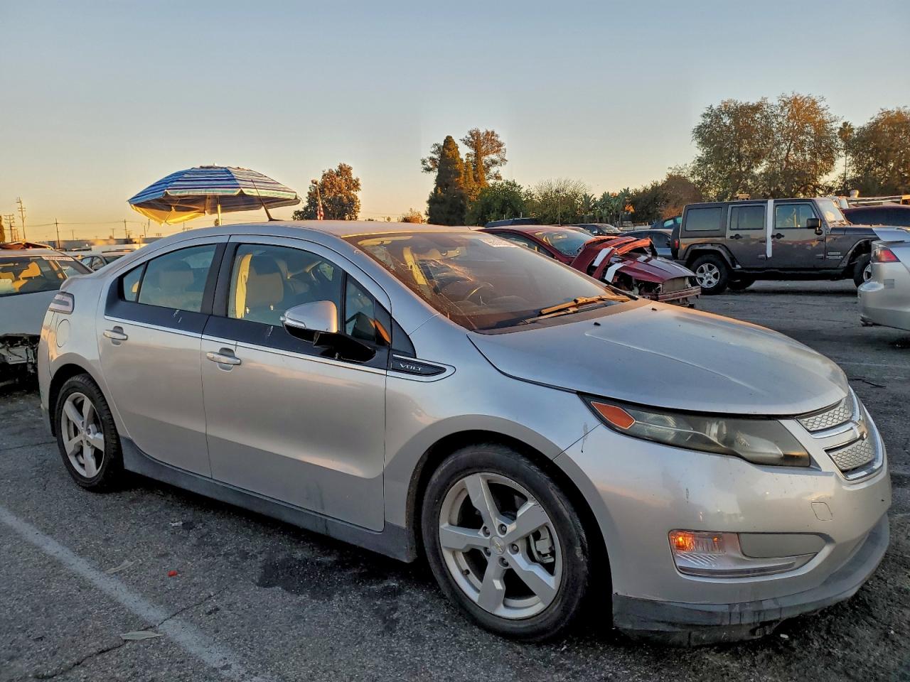 2014 CHEVROLET VOLT photo 4