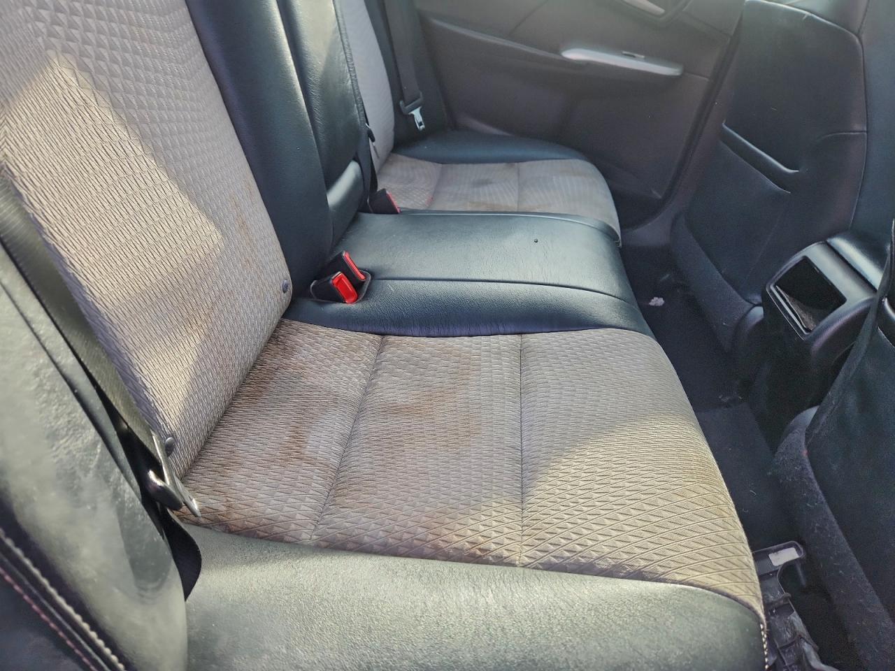 2014 TOYOTA CAMRY L photo 10