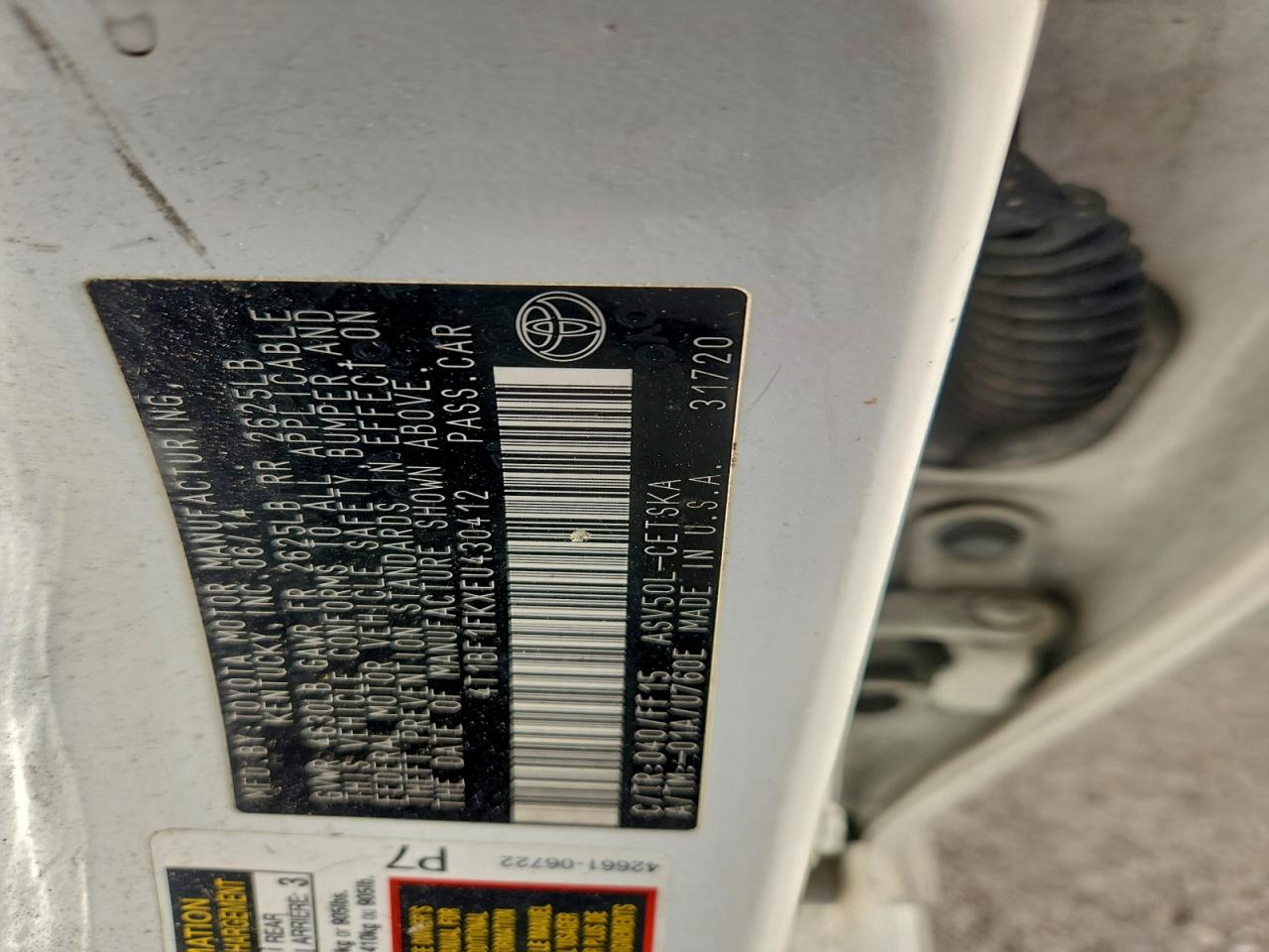 2014 TOYOTA CAMRY L photo 12