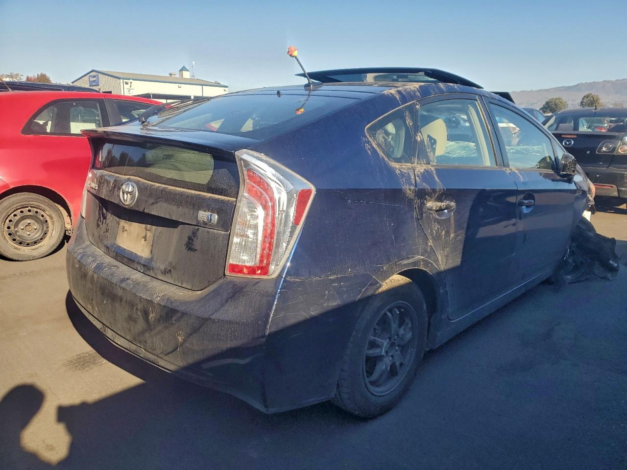 2013 TOYOTA PRIUS photo 3