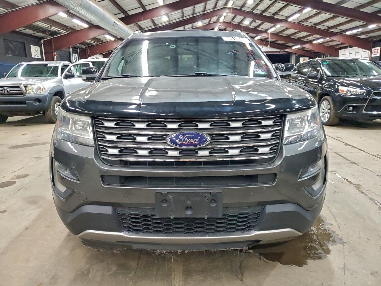 2016 FORD EXPLORER XLT photo 9