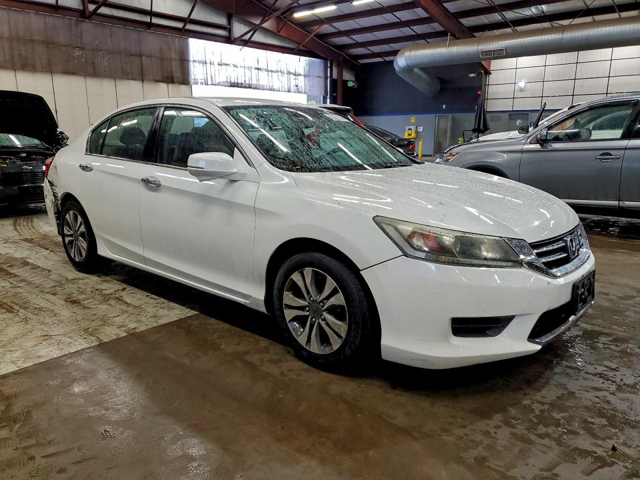 2013 HONDA ACCORD LX photo 7