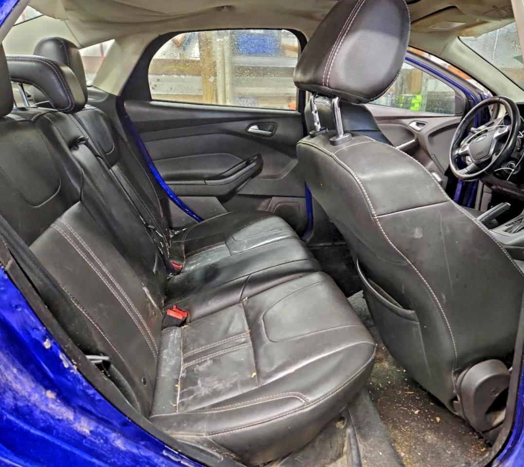2014 FORD FOCUS SE photo 19