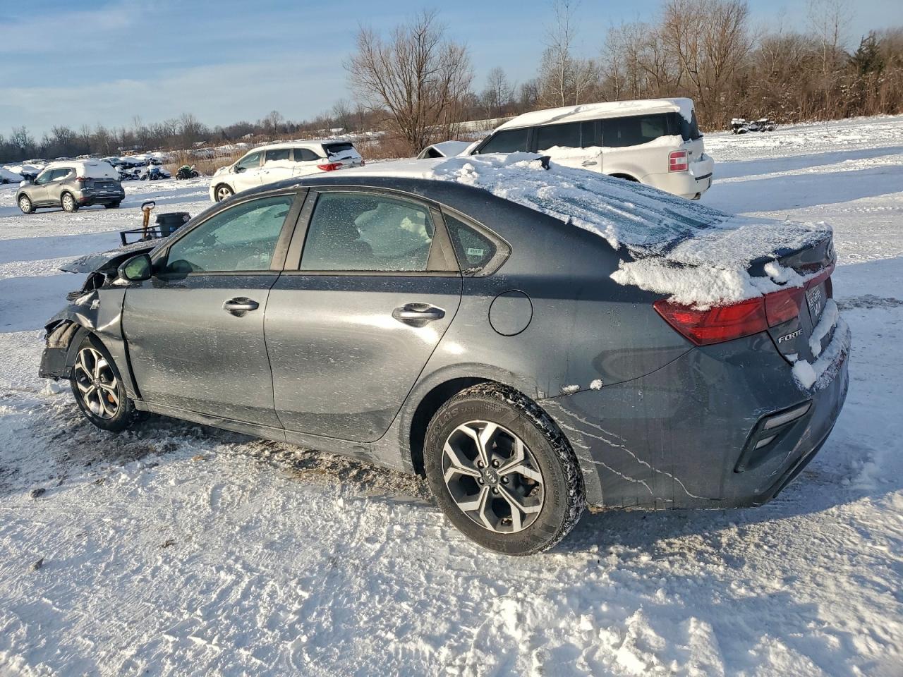 2019 KIA FORTE FE photo 3