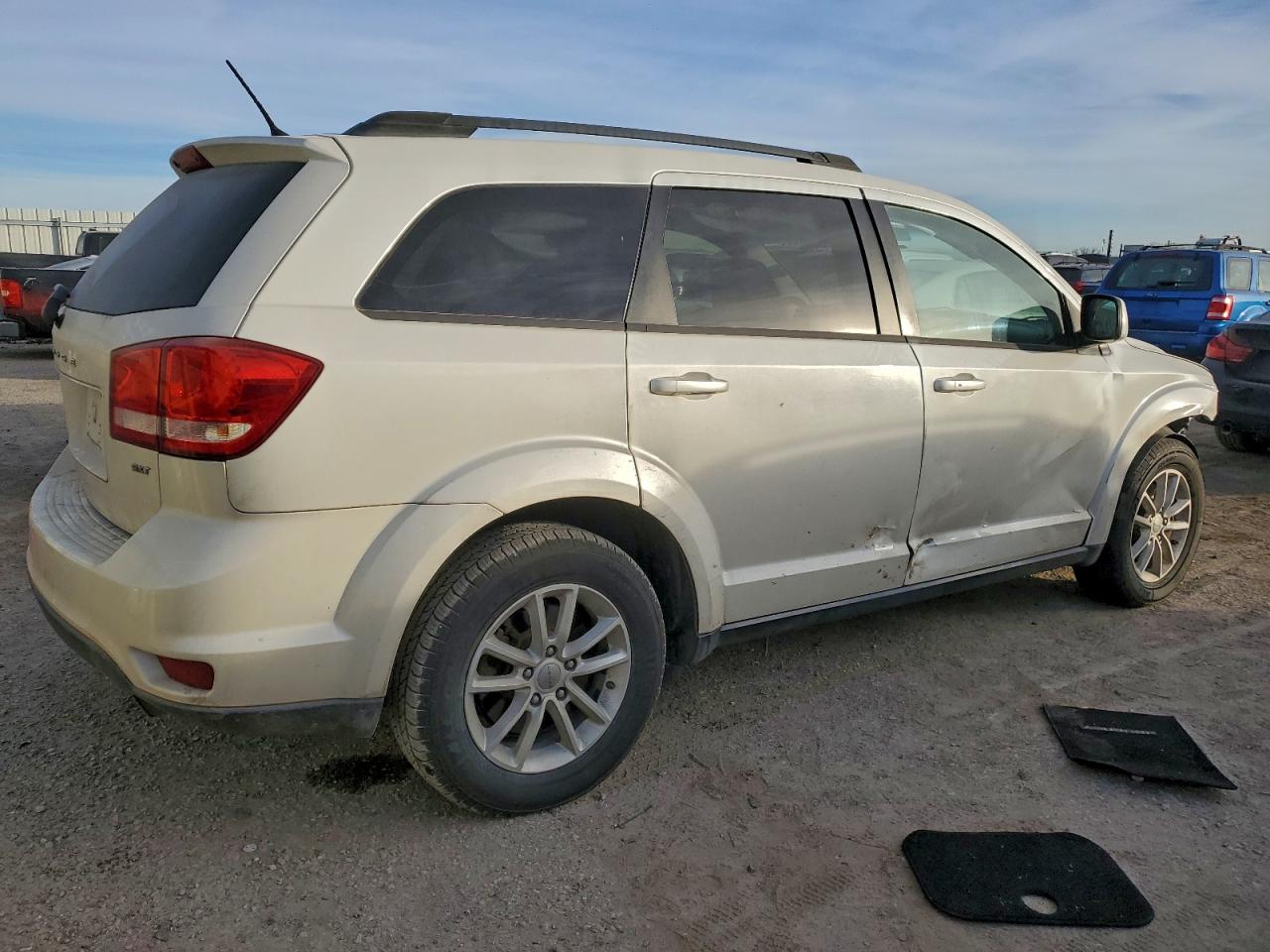 2014 DODGE JOURNEY SXT photo 3