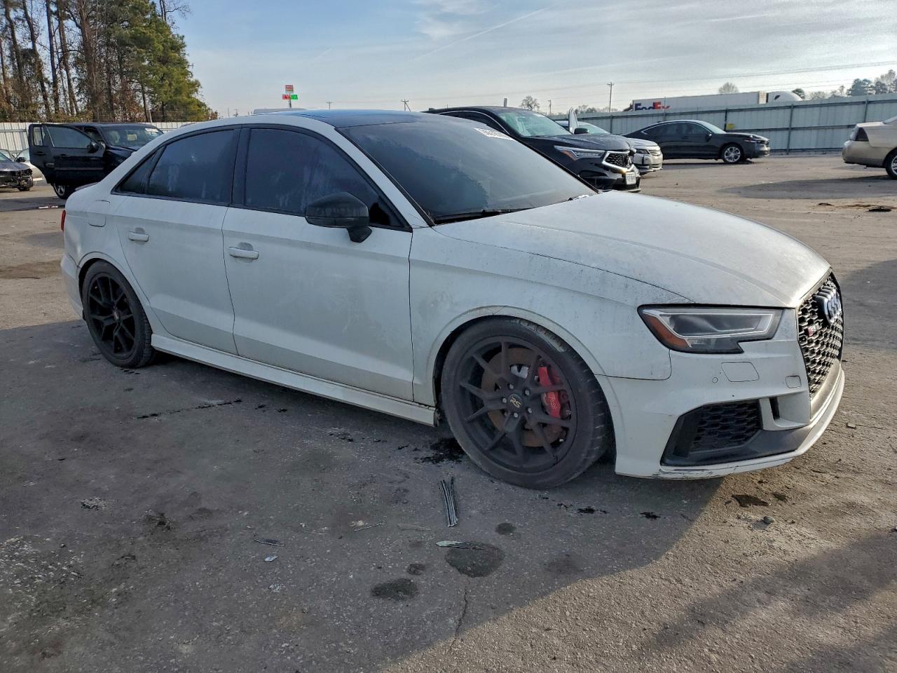 2018 AUDI RS3 photo 4