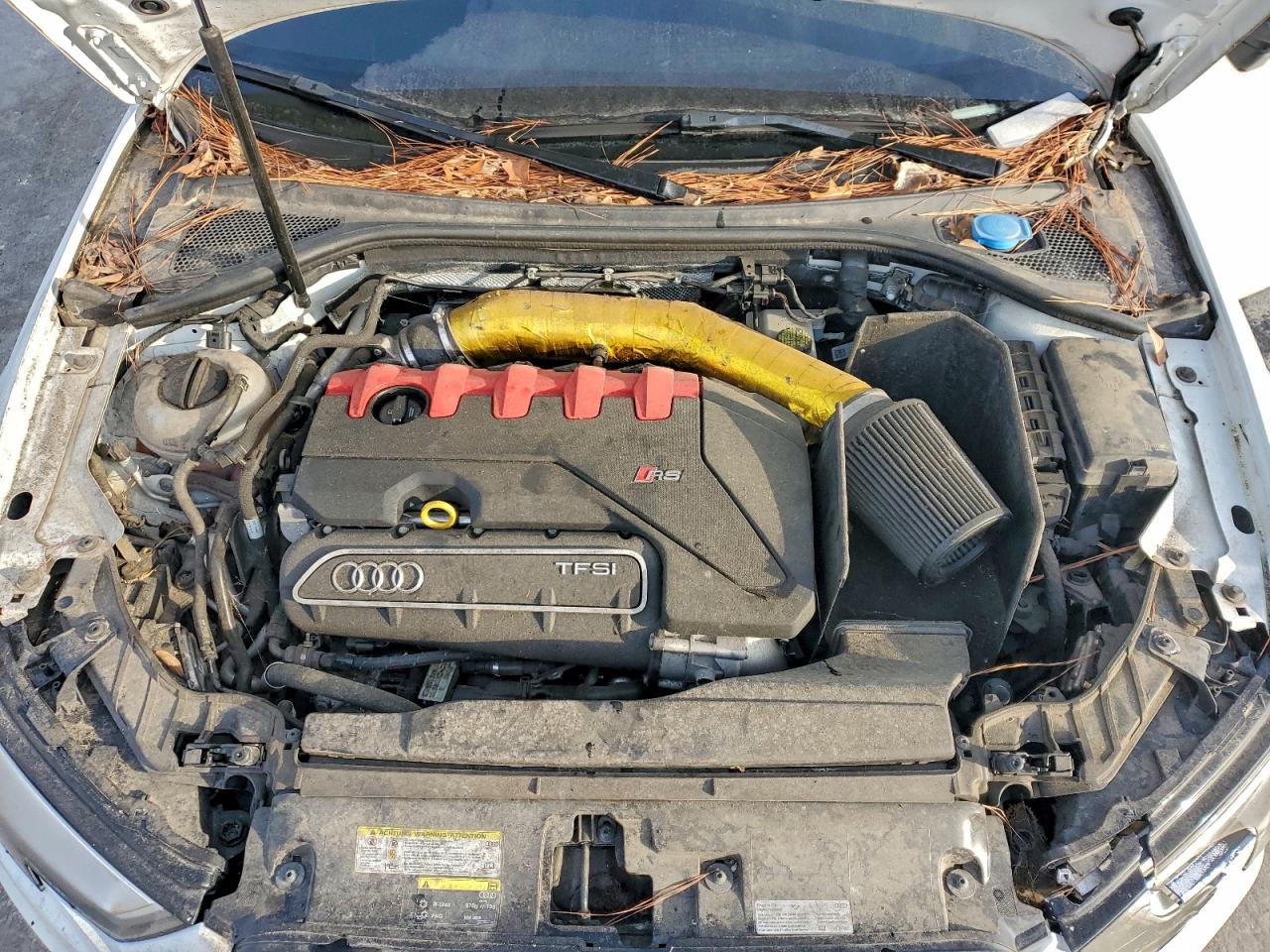 2018 AUDI RS3 photo 11
