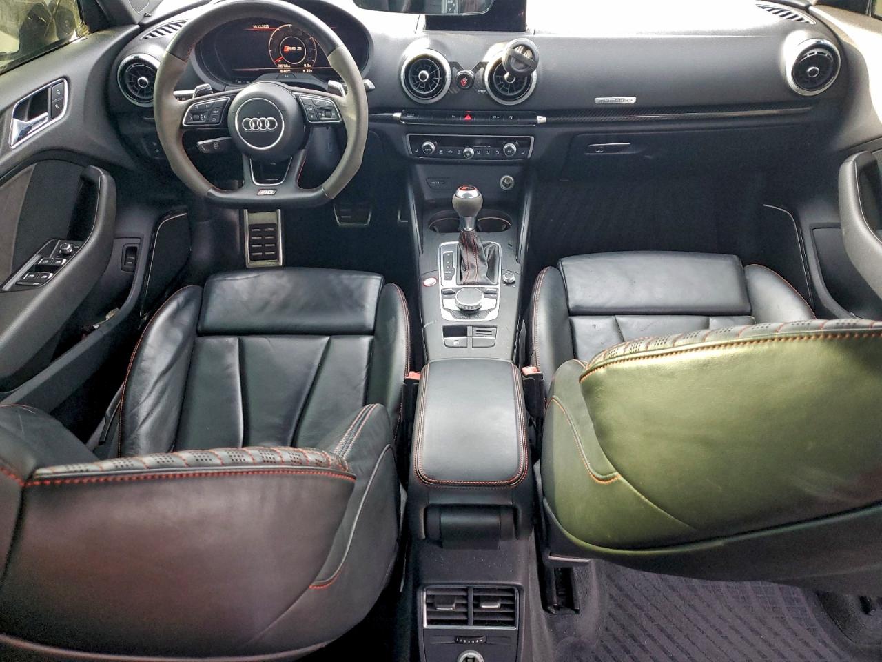 2018 AUDI RS3 photo 8