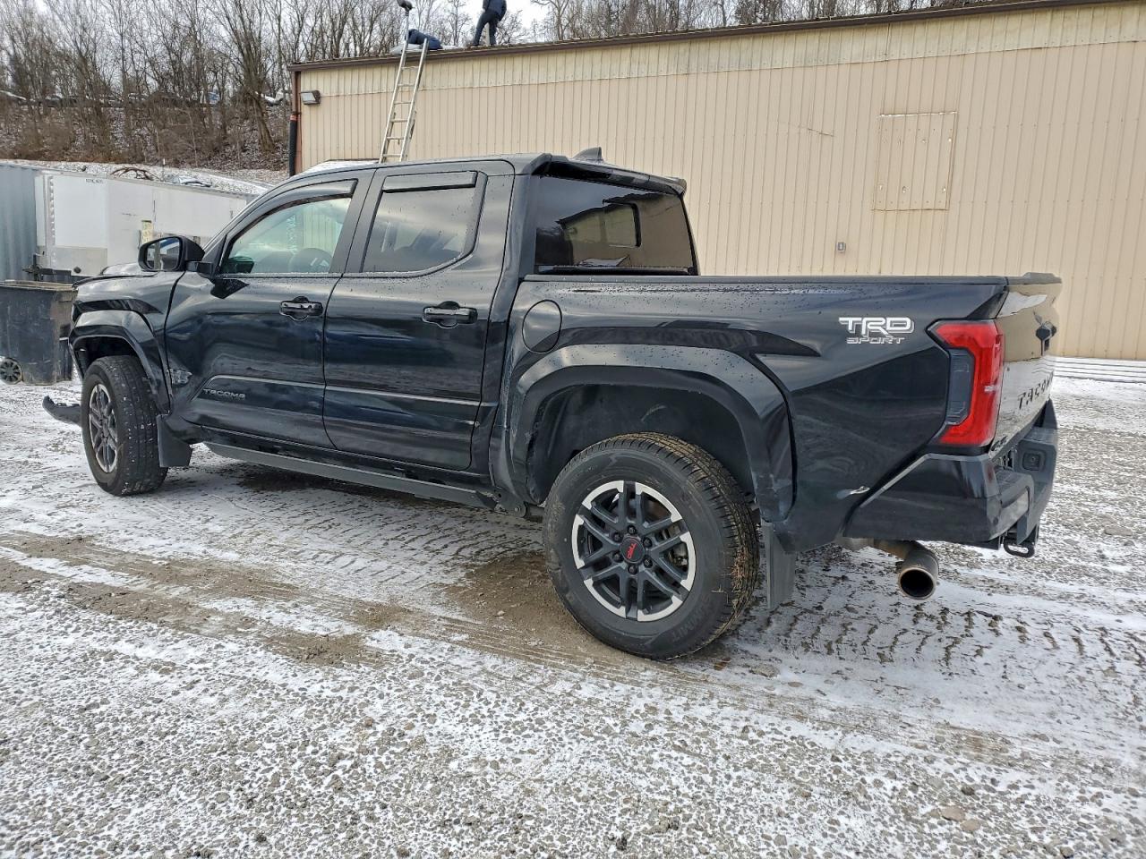 2024 TOYOTA TACOMA TRD SPORT HV photo 4