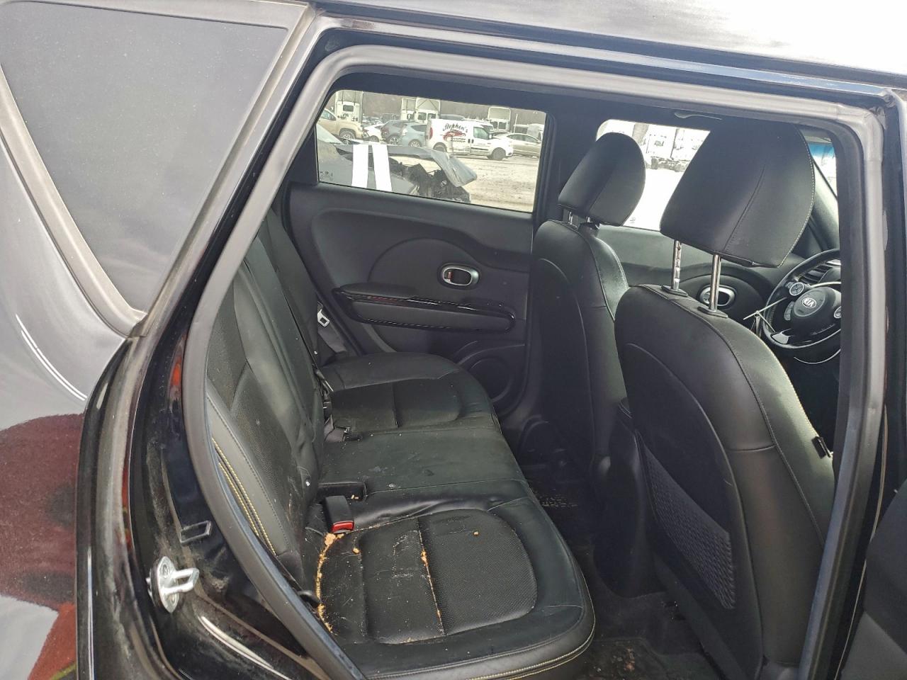 2015 KIA SOUL + photo 11