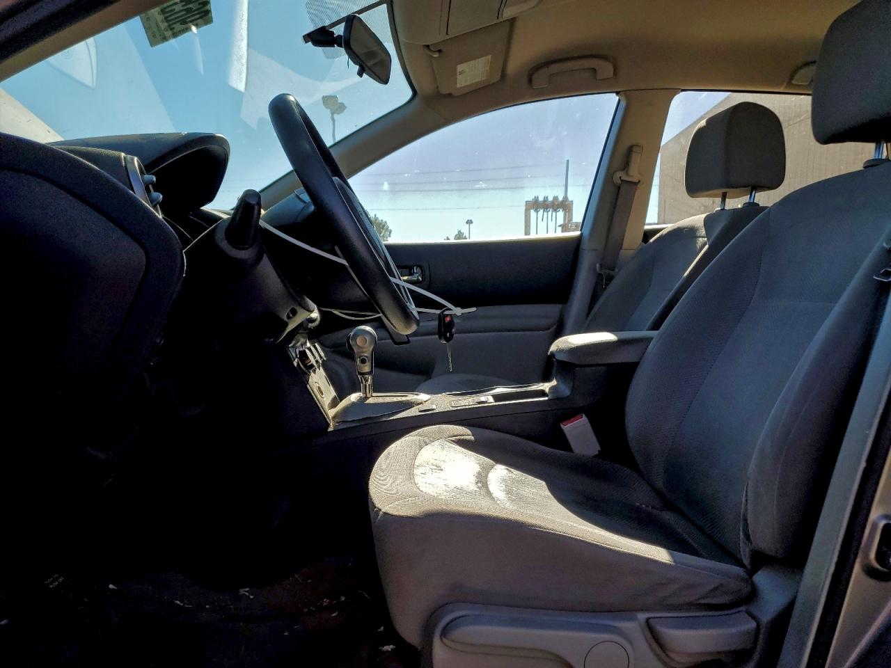 2013 NISSAN ROGUE S photo 7
