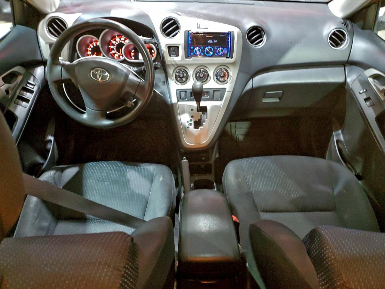 2010 TOYOTA COROLLA MATRIX S photo 8