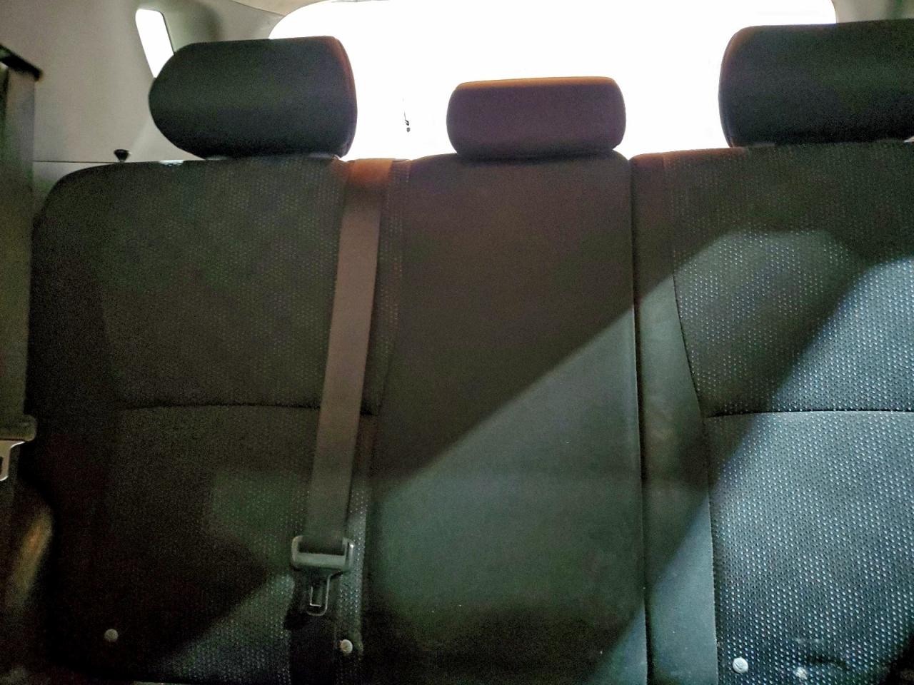 2010 TOYOTA COROLLA MATRIX S photo 10