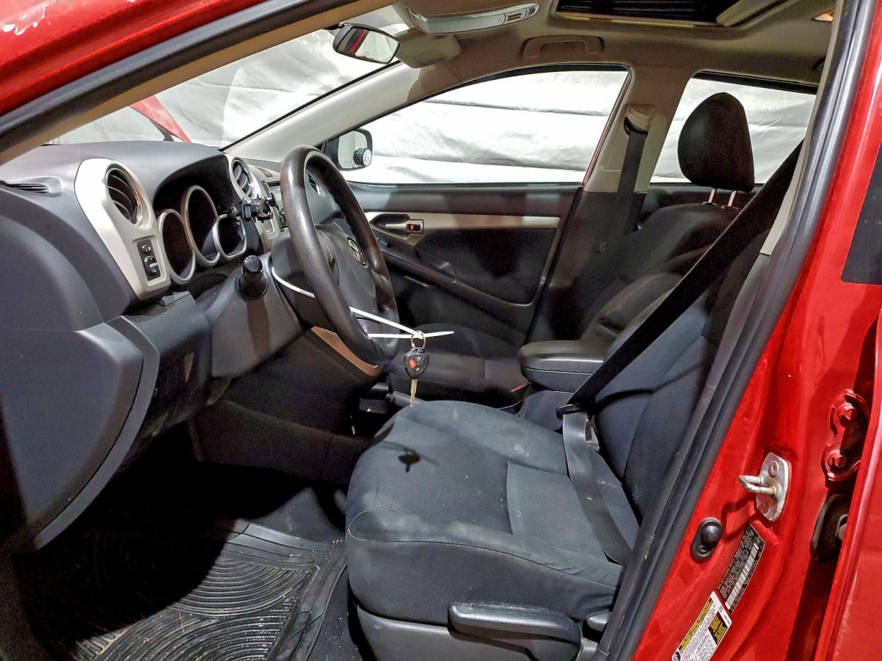 2010 TOYOTA COROLLA MATRIX S photo 7