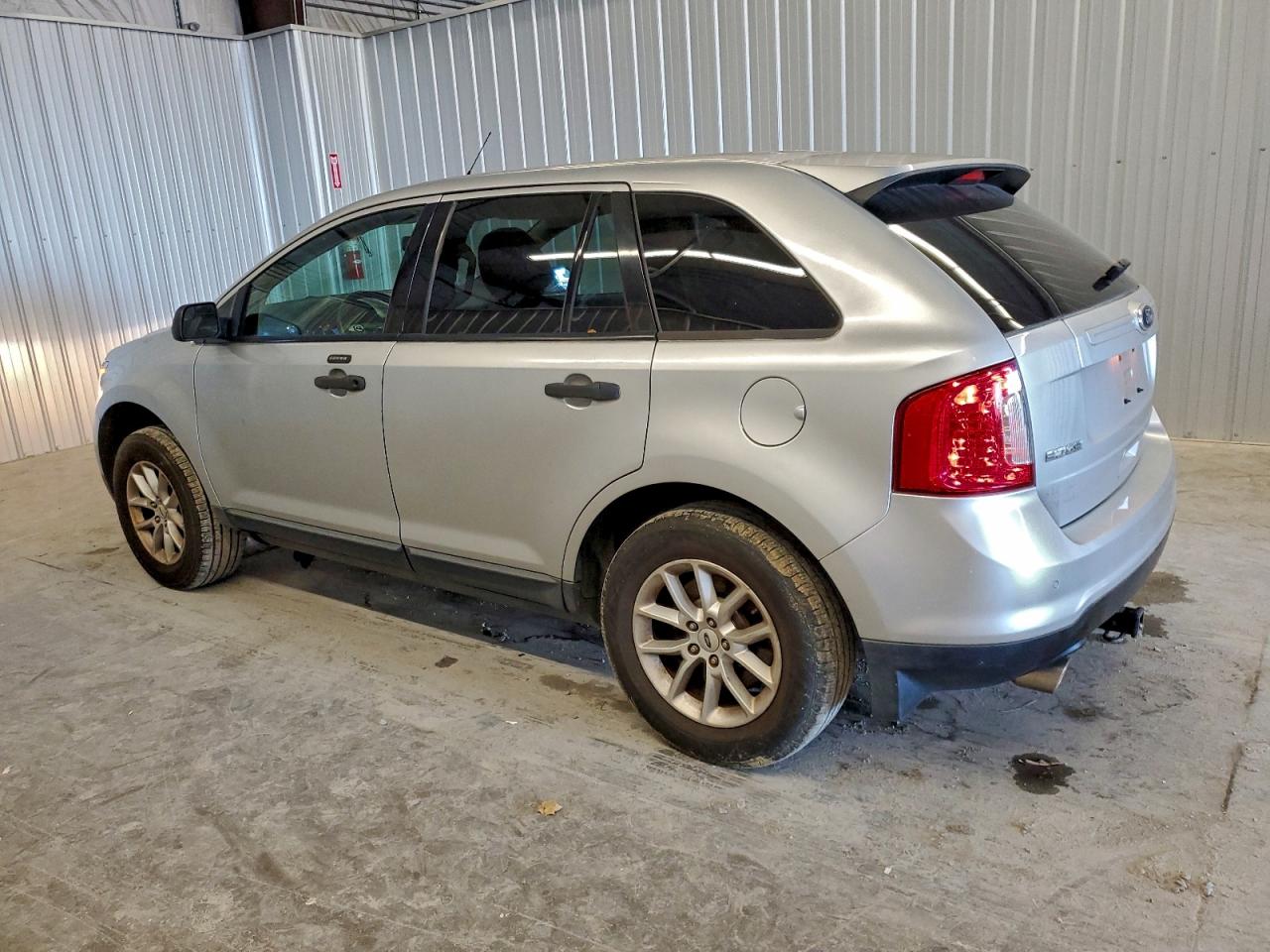 2013 FORD EDGE SE photo 2