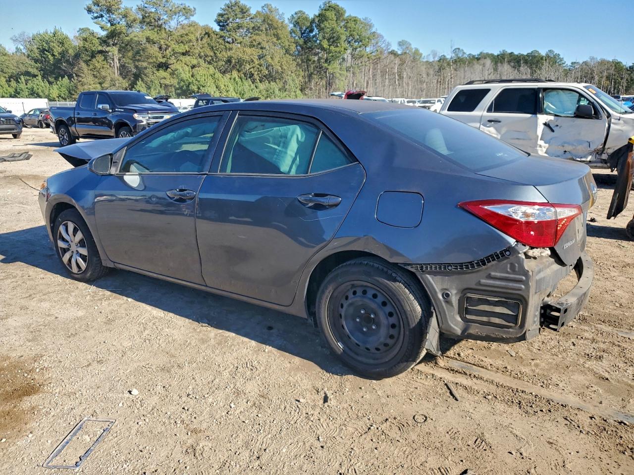 2014 TOYOTA COROLLA L photo 2