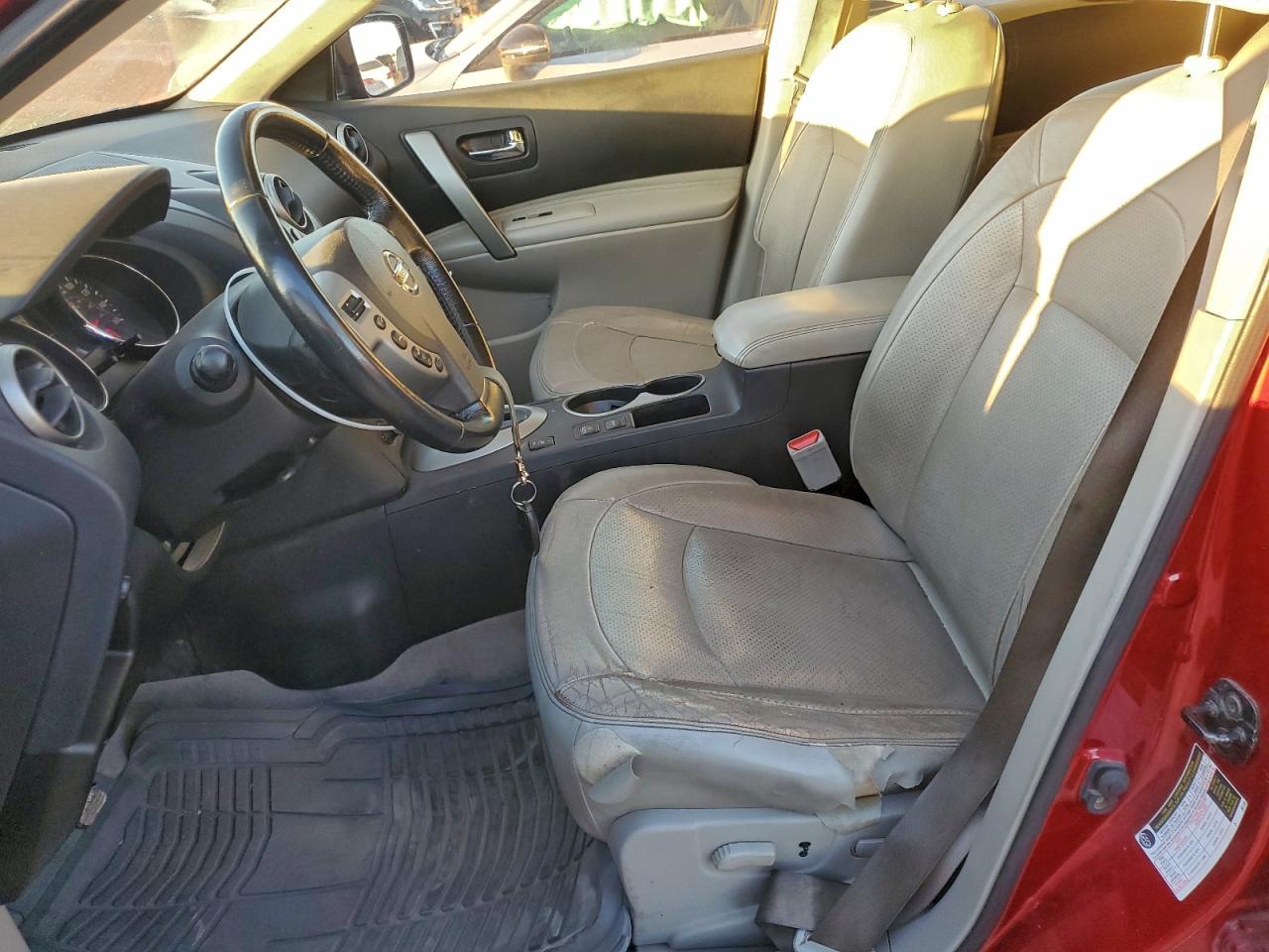 2013 NISSAN ROGUE S photo 7