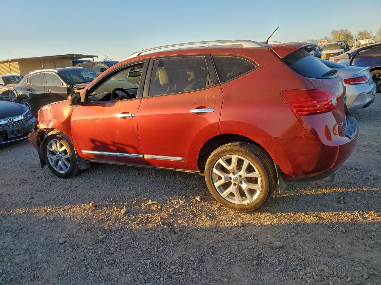 2013 NISSAN ROGUE S photo 2