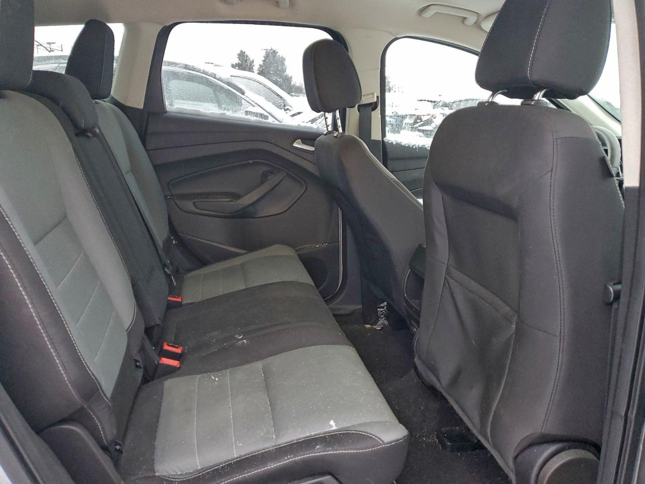 2016 FORD ESCAPE SE photo 11