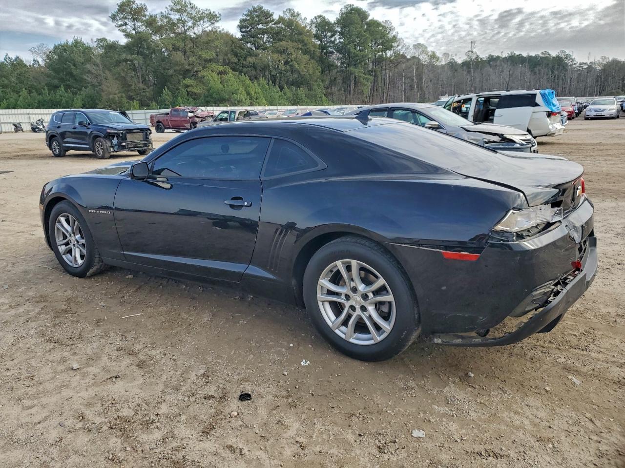 2015 CHEVROLET CAMARO LS photo 4