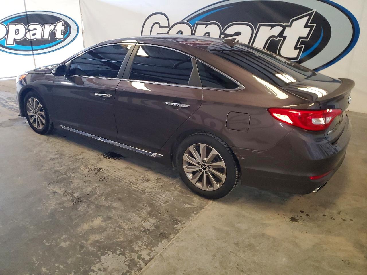 2015 HYUNDAI SONATA SPORT photo 2