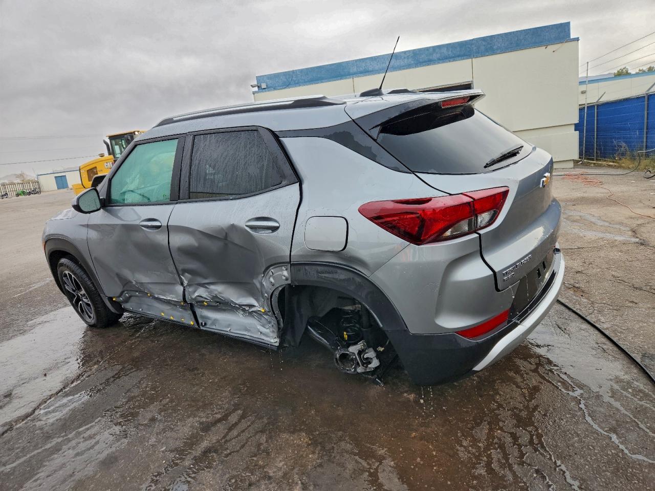 2025 CHEVROLET TRAILBLAZER LT photo 2