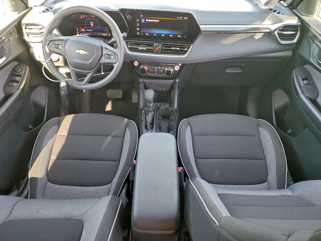 2025 CHEVROLET TRAILBLAZER LT photo 8