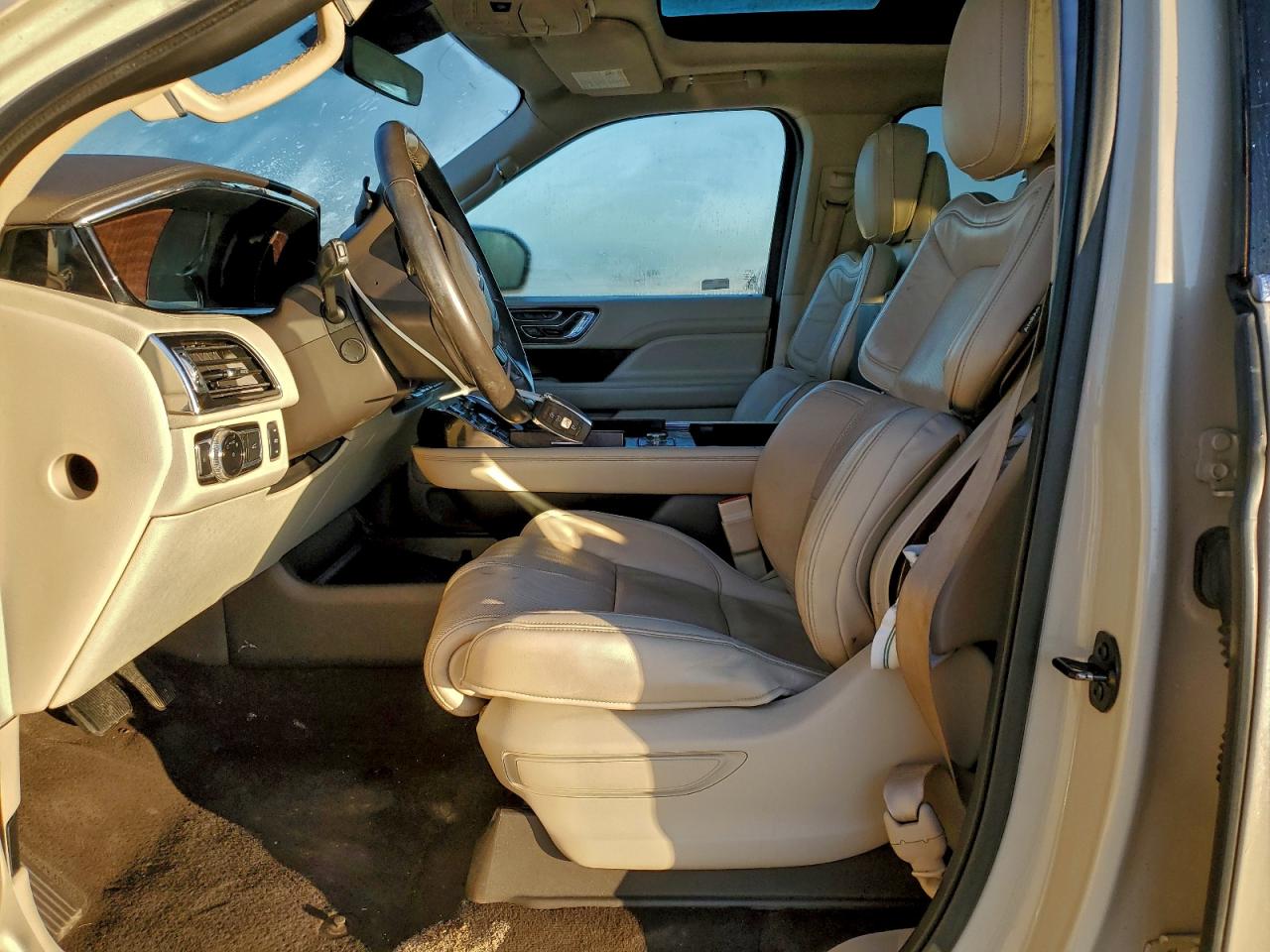 2018 LINCOLN NAVIGATOR RESERVE photo 7