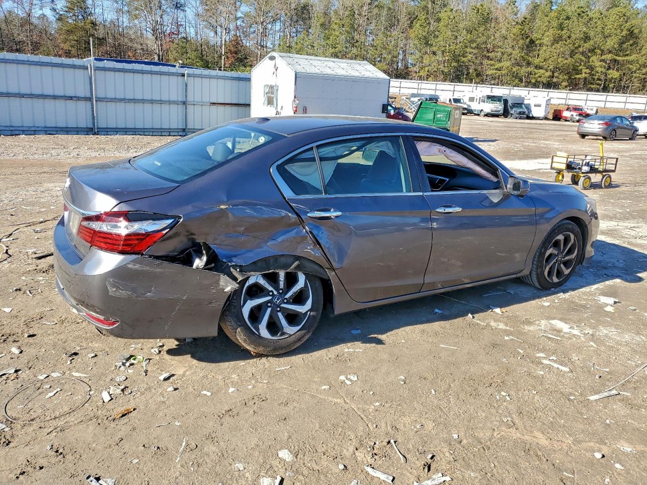 2017 HONDA ACCORD EXL photo 5