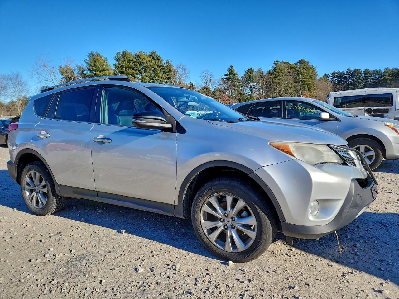 2014 TOYOTA RAV4 LIMITED photo 4