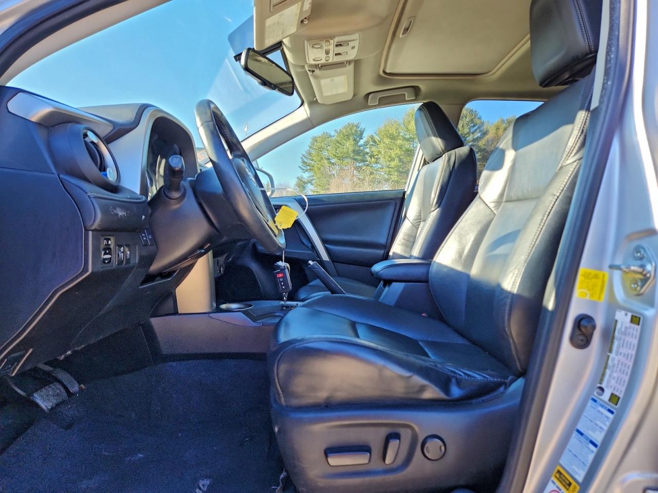 2014 TOYOTA RAV4 LIMITED photo 7
