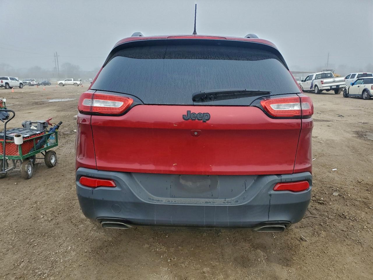 2017 JEEP CHEROKEE photo 6