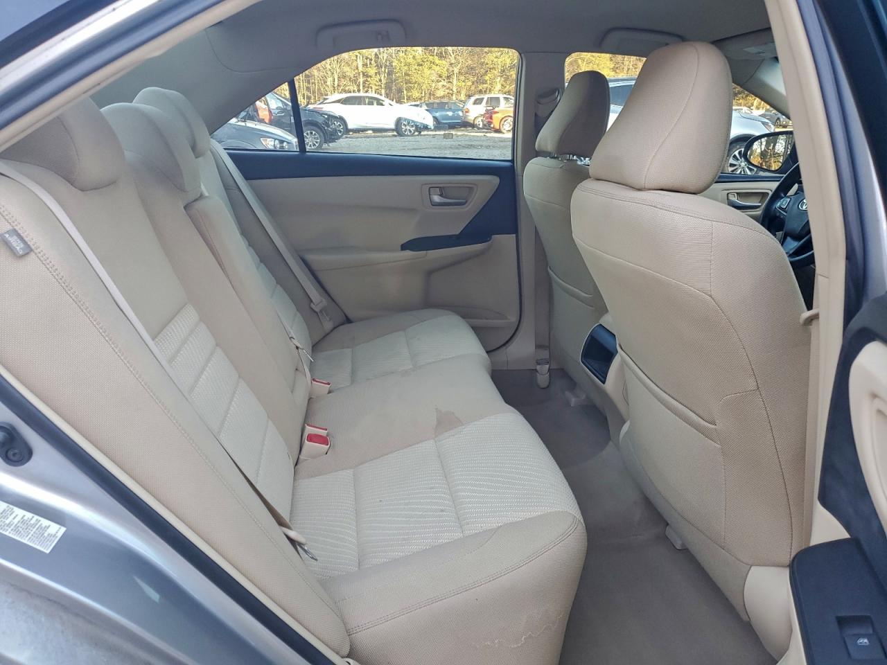 2017 TOYOTA CAMRY LE photo 10