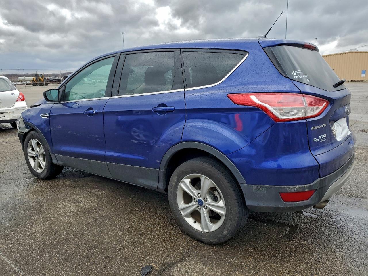 2014 FORD ESCAPE SE photo 2