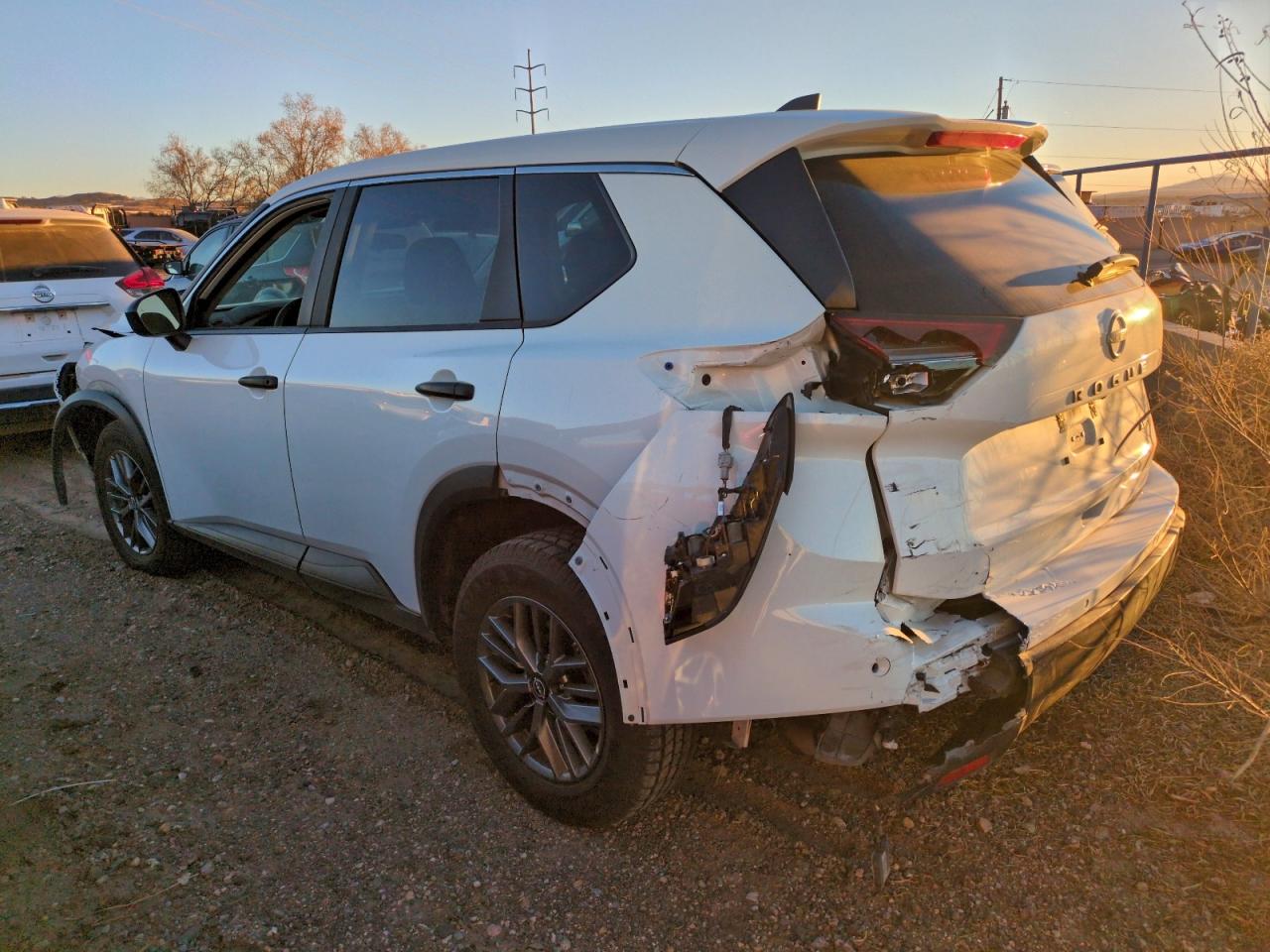 2024 NISSAN ROGUE S photo 2