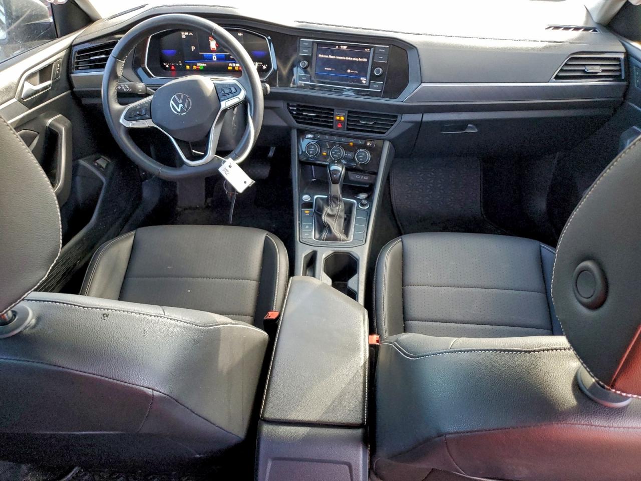 2024 VOLKSWAGEN JETTA SE photo 8