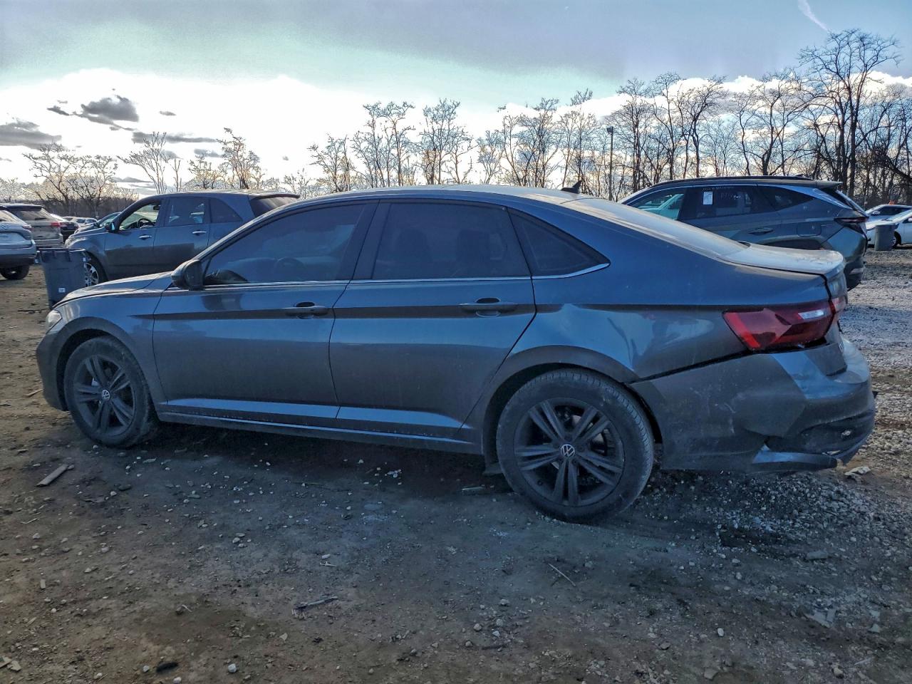 2024 VOLKSWAGEN JETTA SE photo 2