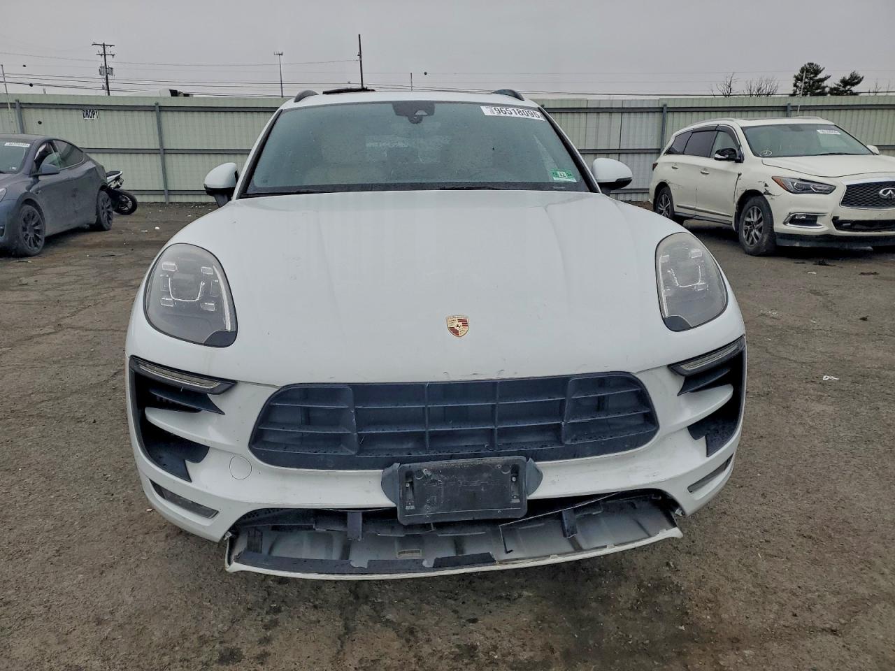 2017 PORSCHE MACAN GTS photo 5