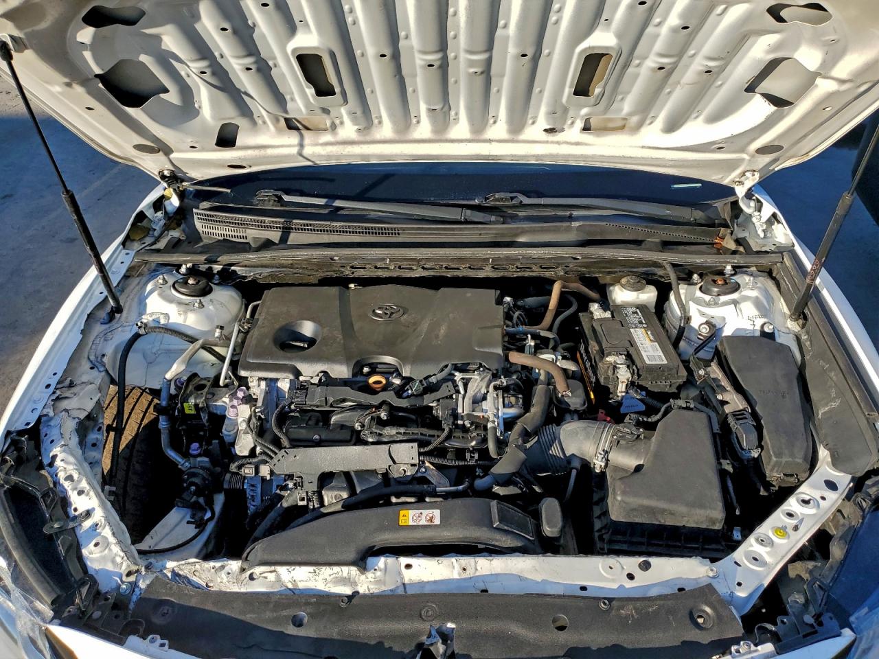 2020 TOYOTA CAMRY SE photo 31