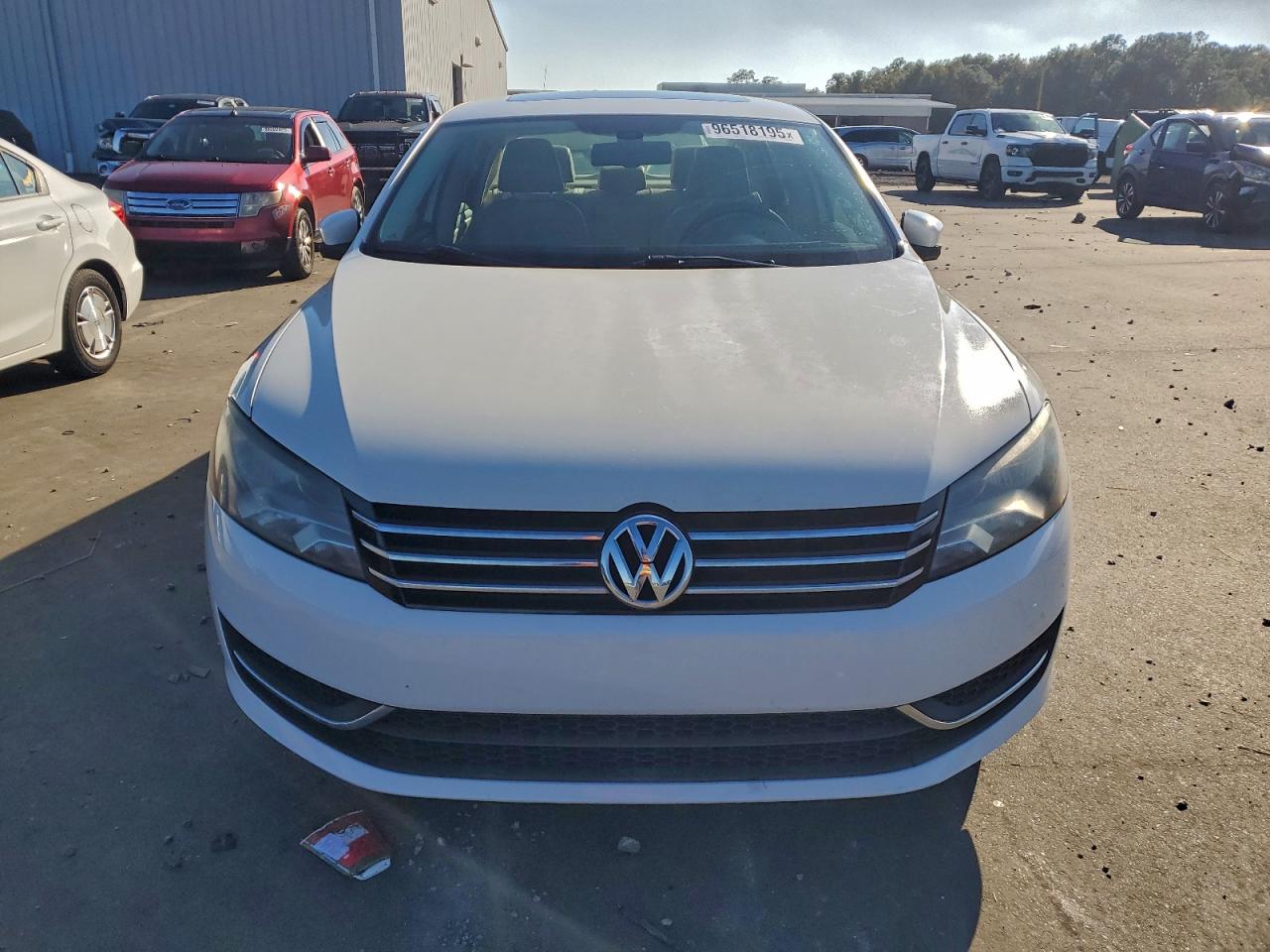 2012 VOLKSWAGEN PASSAT SE photo 5